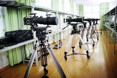 打造建黨百年獻(xiàn)禮片拍攝基地 橫店服務(wù)影視劇組很貼心